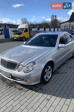 Mercedes-Benz E-Class 2002