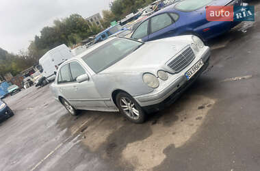 Mercedes-Benz E-Class  2000