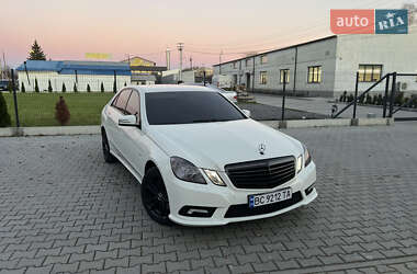 Mercedes-Benz E-Class 2011