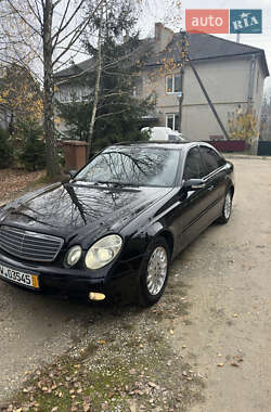 Mercedes-Benz E-Class  2004