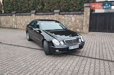 Mercedes-Benz E-Class  2004