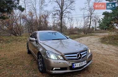 Mercedes-Benz E-Class  2010