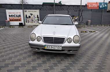 Mercedes-Benz E-Class  2000