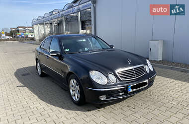 Mercedes-Benz E-Class  2004