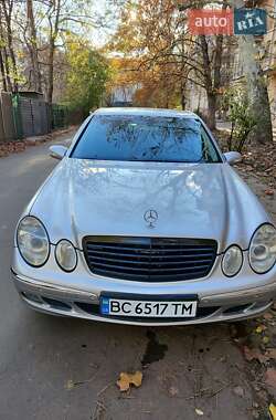 Mercedes-Benz E-Class  2004
