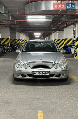 Mercedes-Benz E-Class  2004