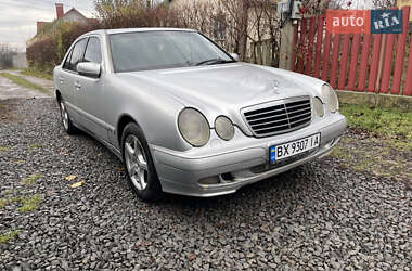 Mercedes-Benz E-Class  2000