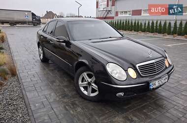 Mercedes-Benz E-Class  2003