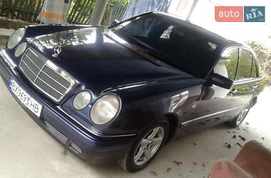 Mercedes-Benz E-Class  1998