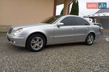 Mercedes-Benz E-Class  2004