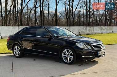 Mercedes-Benz E-Class 2011