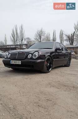Mercedes-Benz E-Class 1998