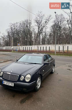 Mercedes-Benz E-Class 1999