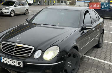 Mercedes-Benz E-Class  2005