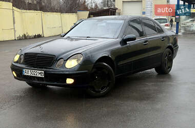 Mercedes-Benz E-Class  2002