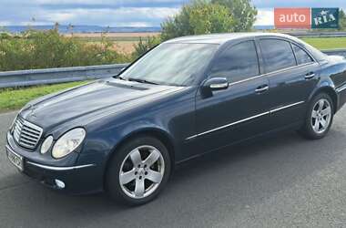 Mercedes-Benz E-Class  2004