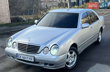 Mercedes-Benz E-Class  2000