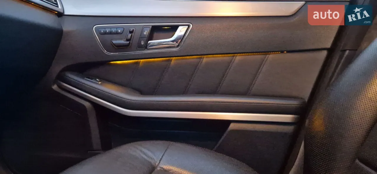 2010 Mercedes-Benz E-klasse - мініатюра 3