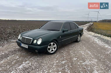 Mercedes-Benz E-Class  1999
