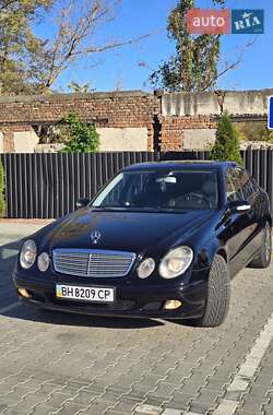 Mercedes-Benz E-Class  2005