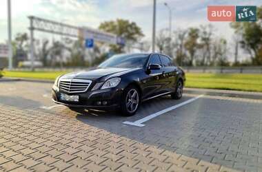 Mercedes-Benz E-Class  2011
