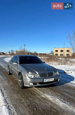 Mercedes-Benz E-Class  2004