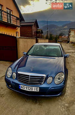 Mercedes-Benz E-Class  2003