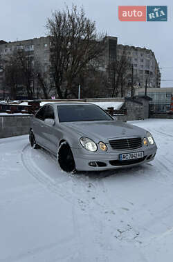 Mercedes-Benz E-Class  2003