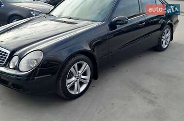 Mercedes-Benz E-Class  2005