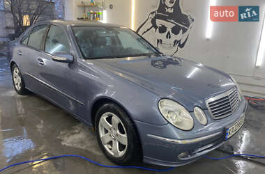 Mercedes-Benz E-Class  2005