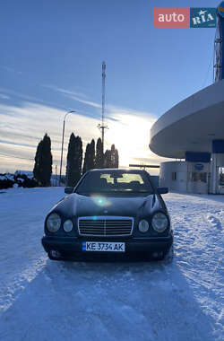 Mercedes-Benz E-Class  1999