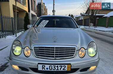 Mercedes-Benz E-Class  2004