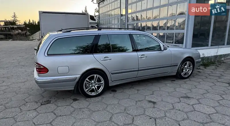 Mercedes-Benz E-Class 2000