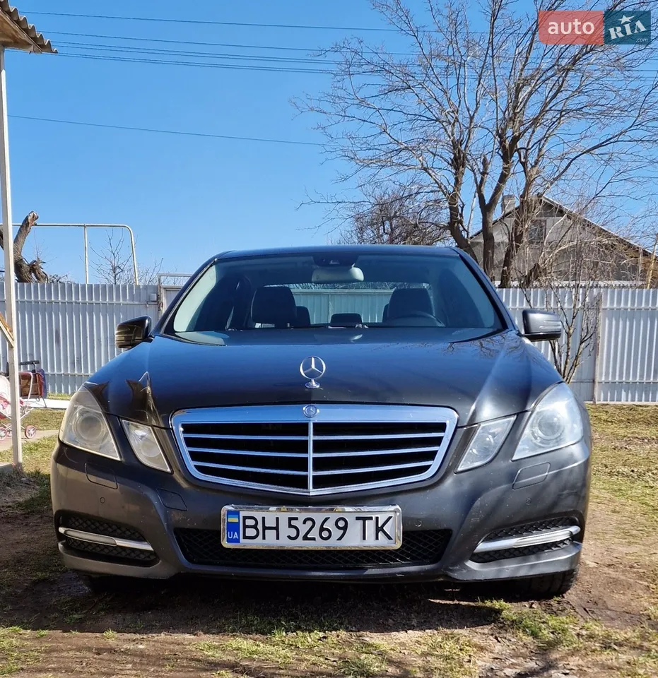 2011 Mercedes-Benz E-klasse - мініатюра 2