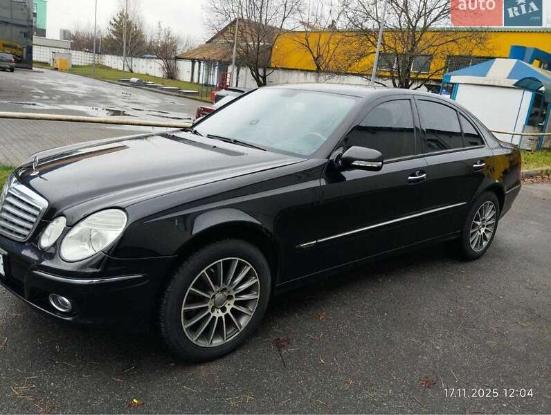 Хэтчбек Mercedes-Benz E-Class