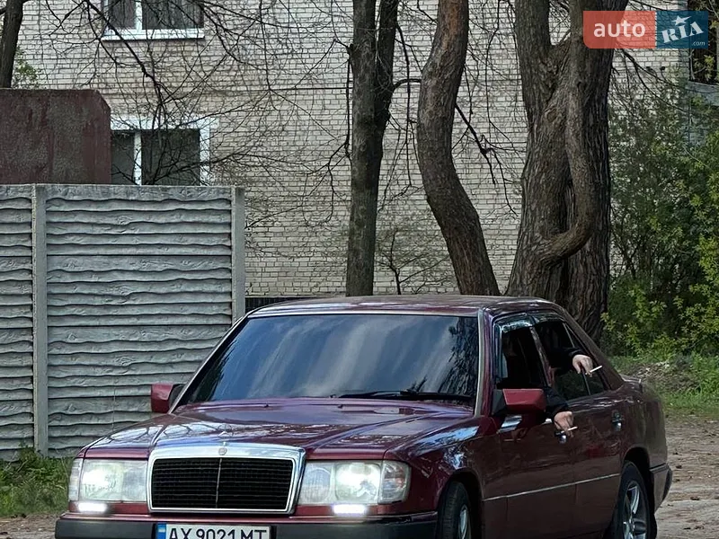 Mercedes-Benz E-Class 1990