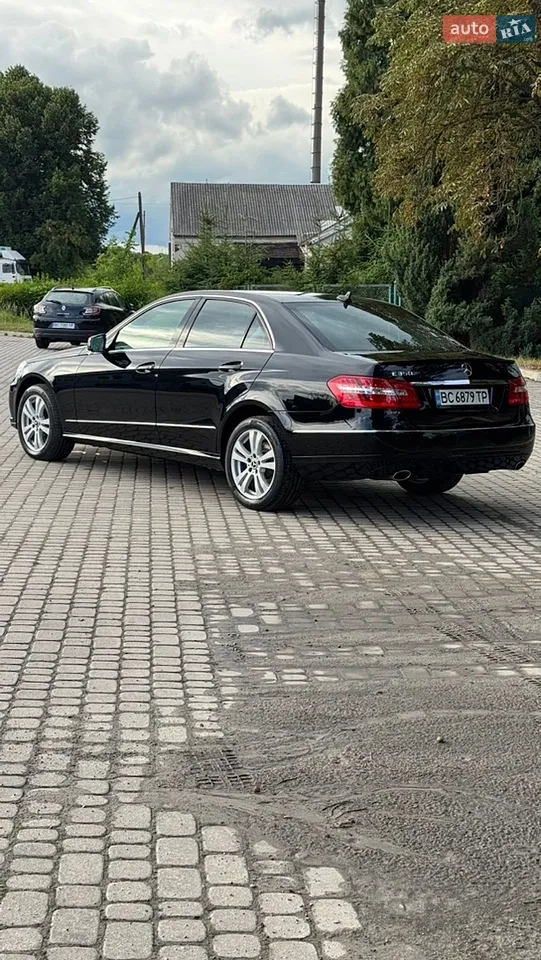 2011 Mercedes-Benz E-klasse - мініатюра 2
