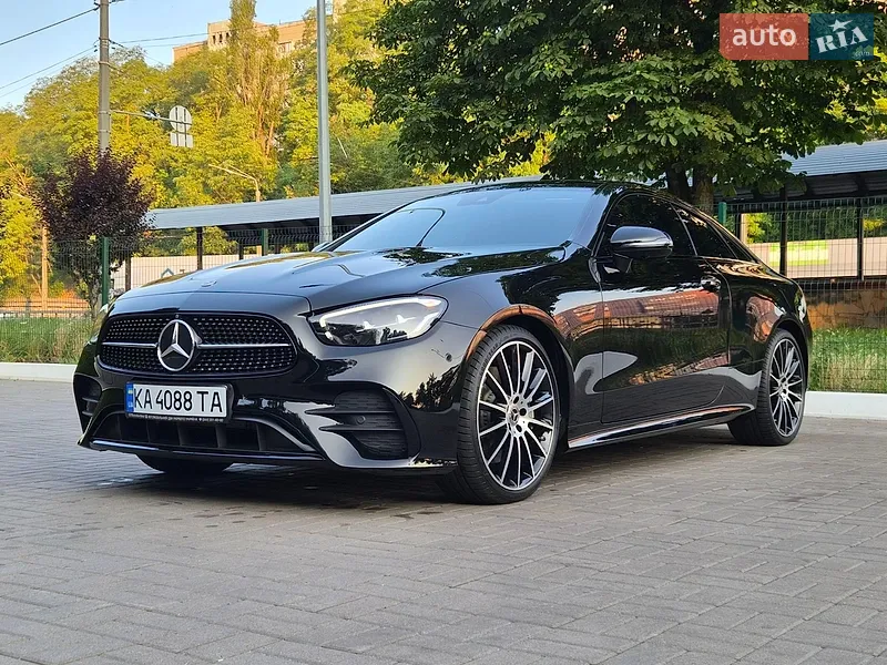 Mercedes-Benz E-Class 2022