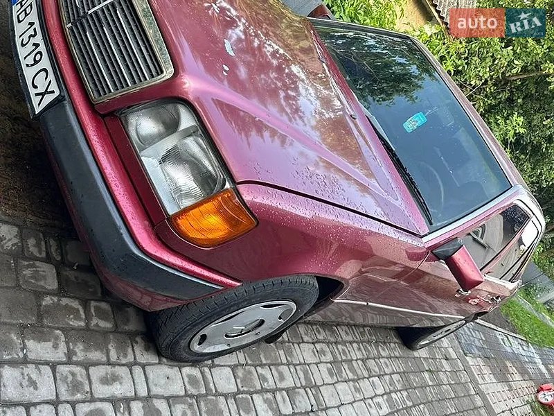 Mercedes-Benz E-Class 1990