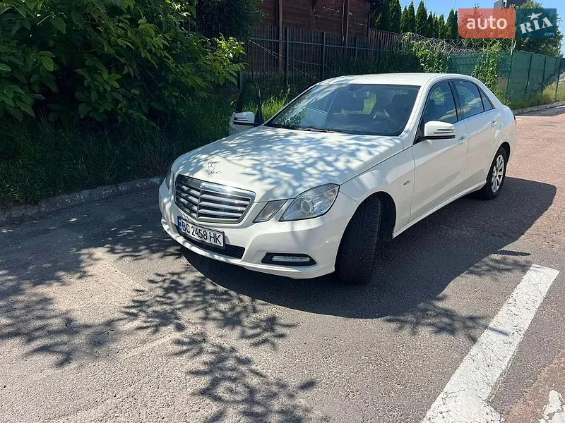 Mercedes-Benz E-Class 2012