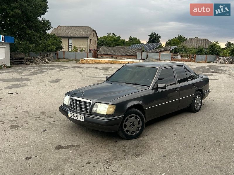 Mercedes-Benz E-Class 1994 Mercedes-Benz E-Class 1994