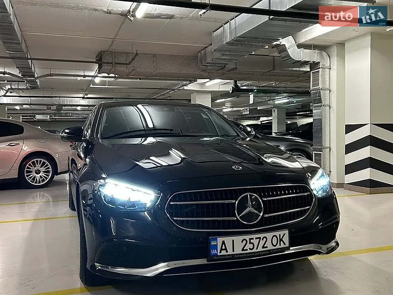 Mercedes-Benz E-Class 2022