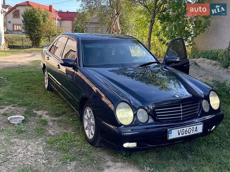 Mercedes-Benz E-Class 2002