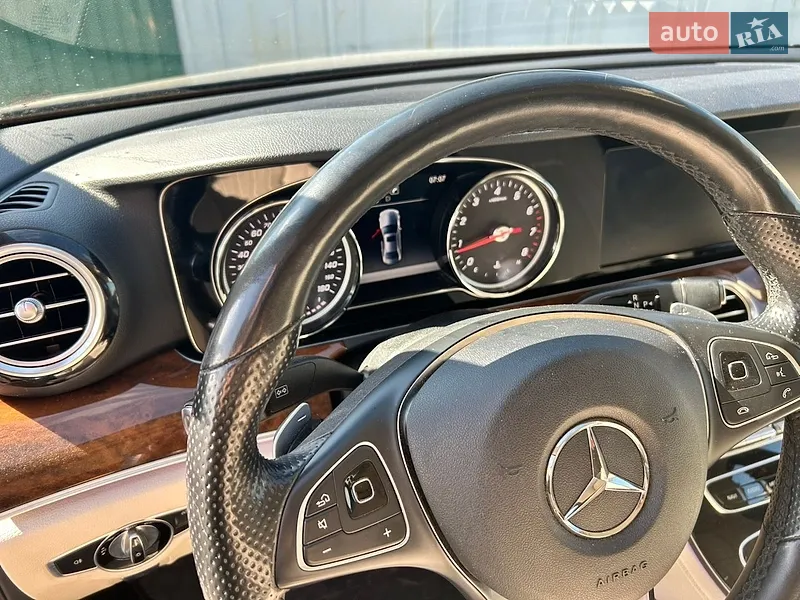 Mercedes-Benz E-Class 2017