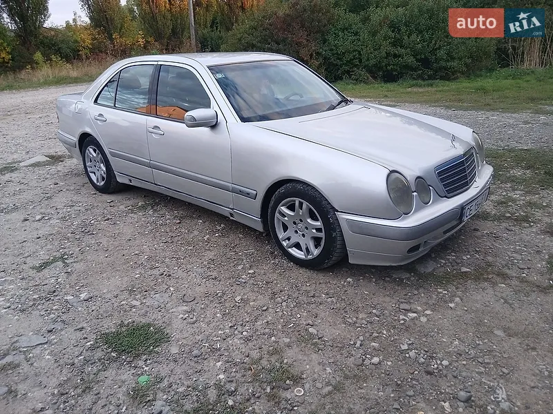 Mercedes-Benz E-Class 1999