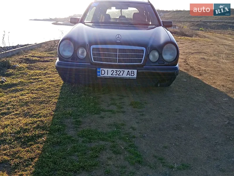 Mercedes-Benz E-Class 1998