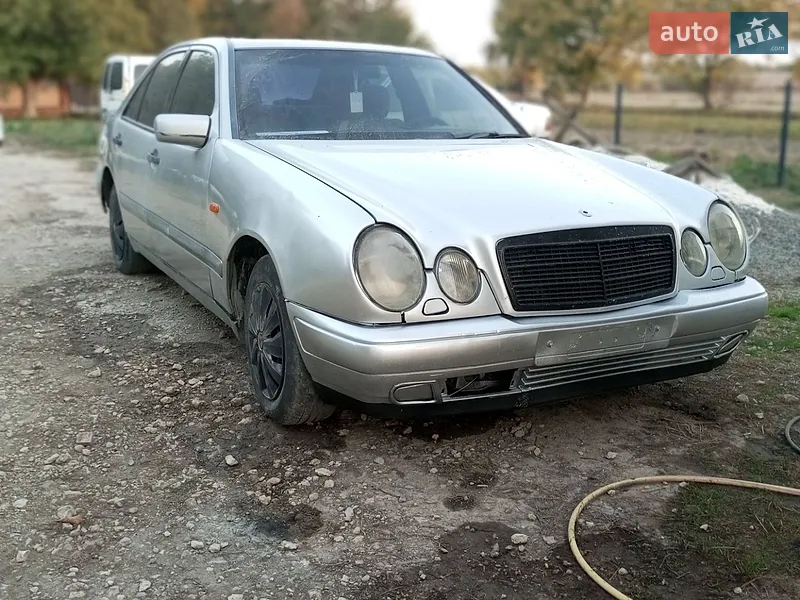 Mercedes-Benz E-Class 1997