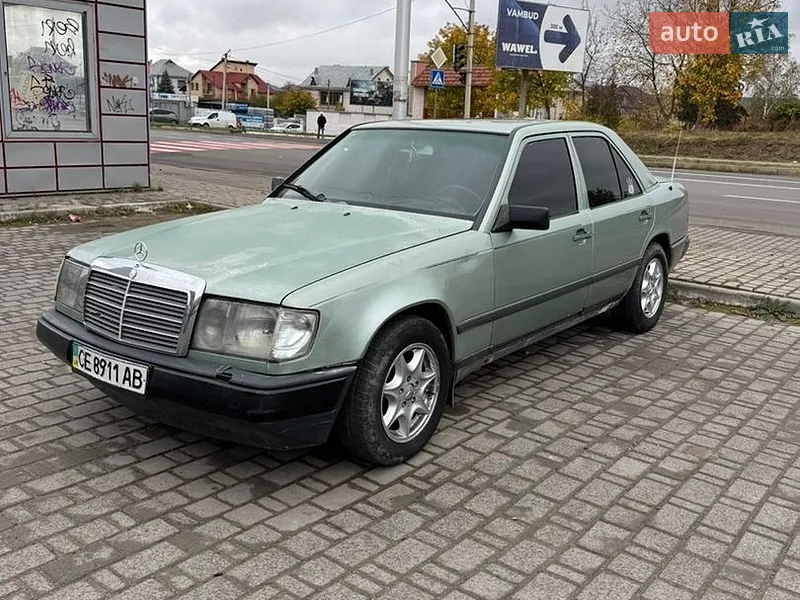 Mercedes-Benz E-Class 1990