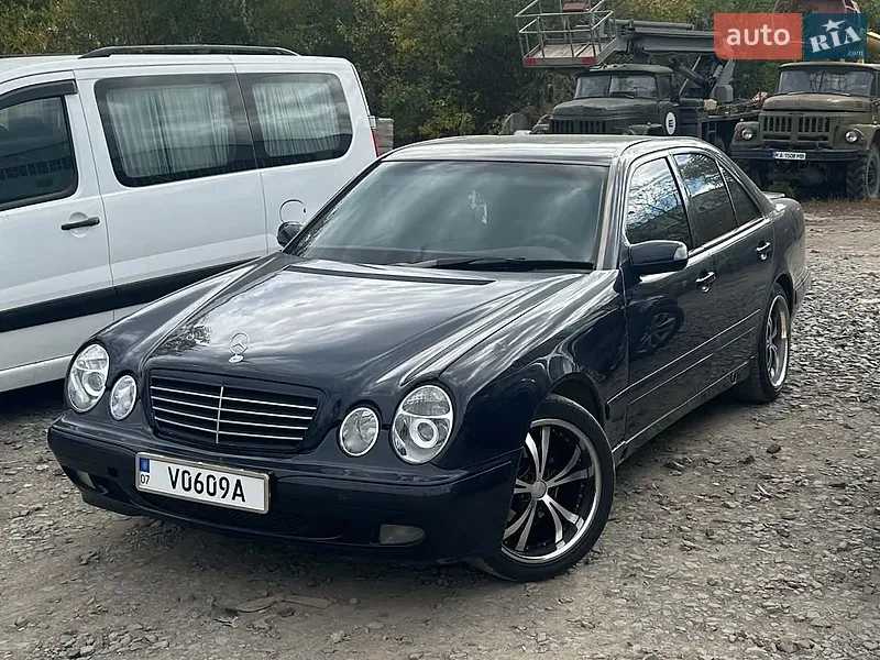 Mercedes-Benz E-Class 2002