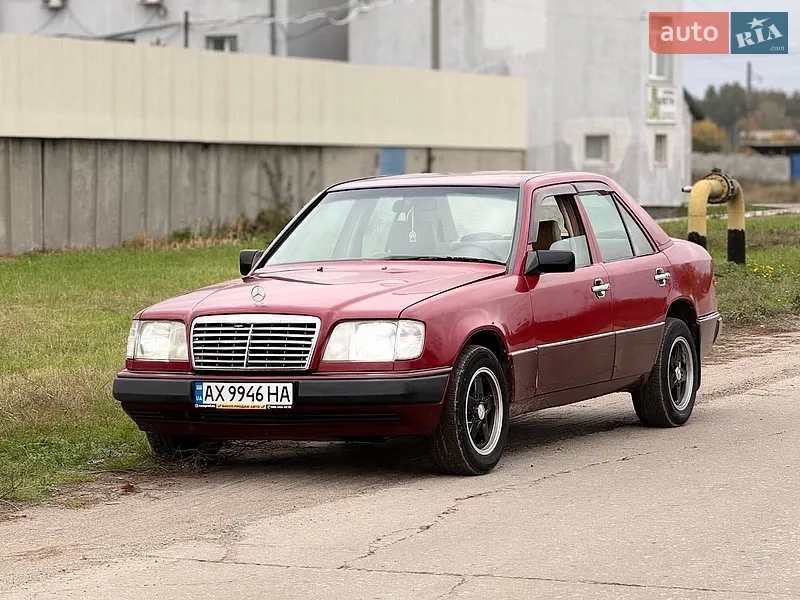 Mercedes-Benz E-Class 1986